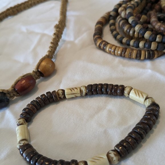 Wooden beads jewelry set - Picture 3 of 5